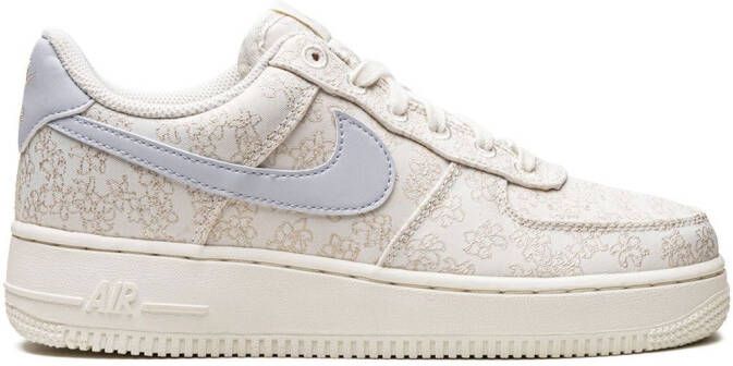 Nike Air Force 1 '07 SE sneakers Beige