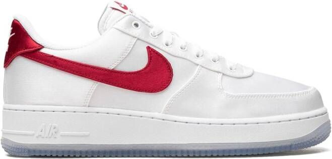 Nike "Air Force 1 Low '07 Satin White Varsity Red sneakers" Wit