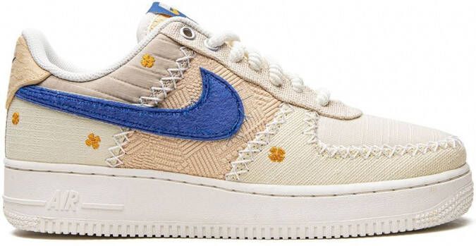 Nike Air Force 1 low-top sneakers Beige