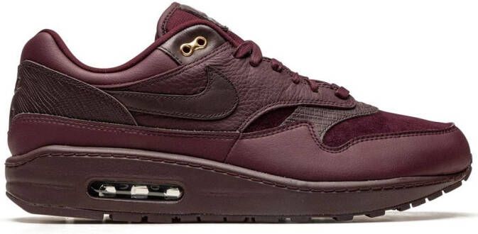Nike Air Max 1 Luxe sneakers. Rood