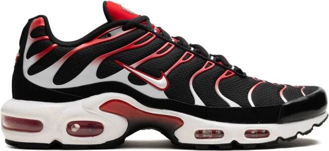 Nike "Air Max Plus Black White University Red sneakers" Zwart