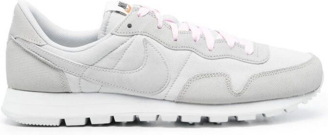 Nike x Martine Rose Shox MR4 sneakers Zwart