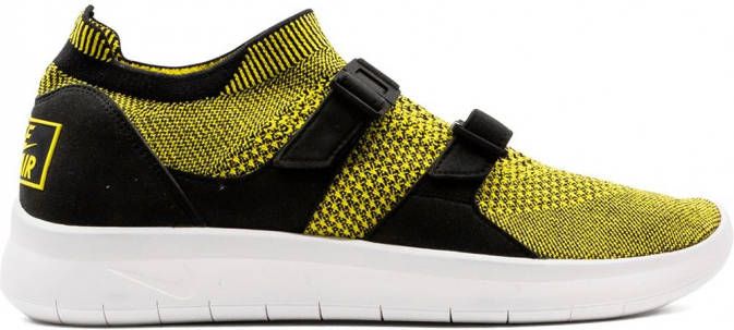 Nike Air Sock Racer Ultra Flyknit sneakers Zwart