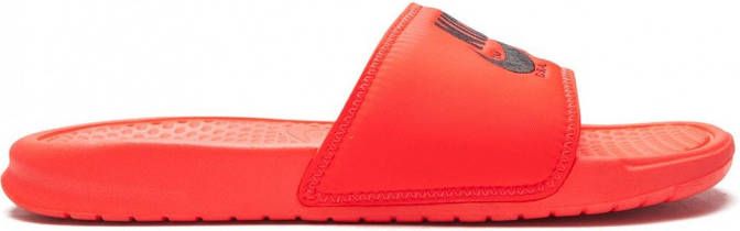 Nike Benassi JDI slippers Rood