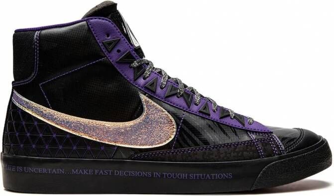 Nike "Blazer Mid 77 Doernbecher Freestyle sneakers" Zwart