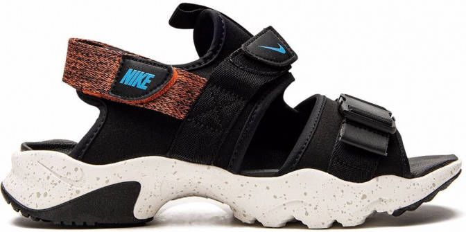 Nike Canyon low-top sandalen Zwart - Schoenen.nl
