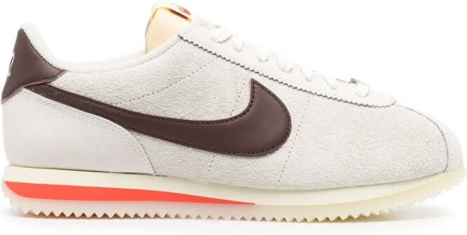 Nike Cortez '23 low-top suède sneakers Beige