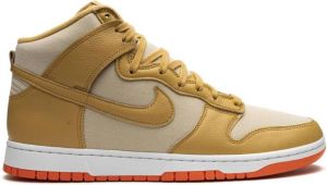 Nike "Dunk High Gold Canvas sneakers" Goud