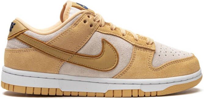 Nike "Dunk Low Celestial Gold Suede sneakers" Geel