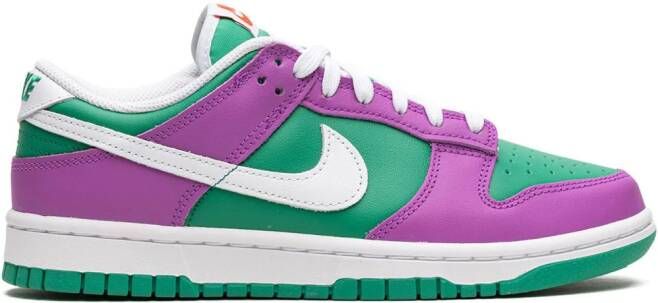 Nike "Dunk Low Green Fuchsia sneakers" Groen