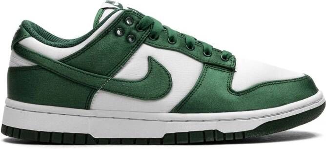 Nike "Dunk Low Green Satin sneakers" Wit