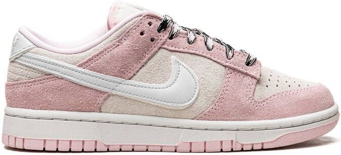 Nike "Dunk LX Pink Foam low-top sneakers" Roze