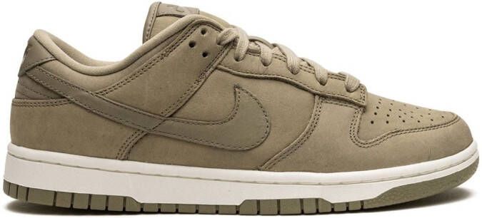 Nike "Dunk Low PRM MF Neutral Olive sneakers" Groen