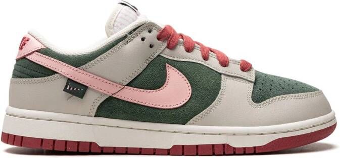 Nike Dunk Low SE "All Petals United" sneakers Groen