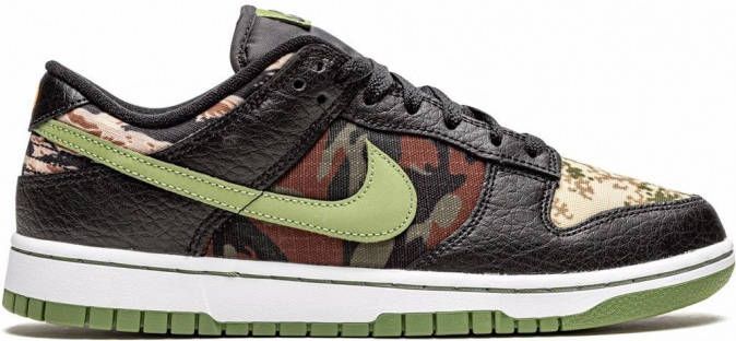 Nike "Dunk Low SE Crazy Camo sneakers" Groen