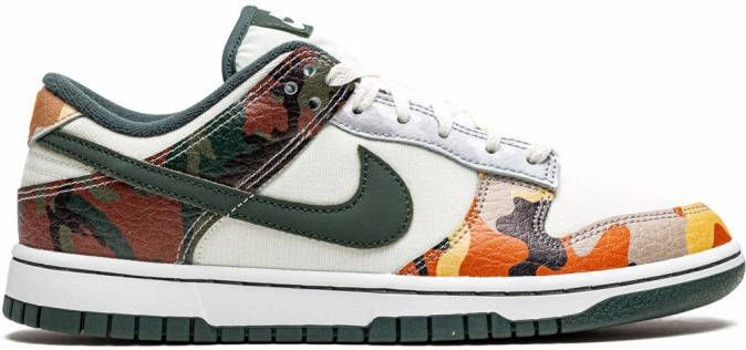 Nike "Dunk Low SE Multi-Camo sneakers" Groen