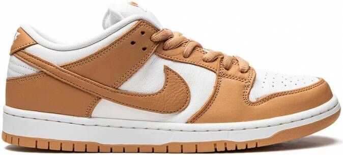 Nike "Lebron XIX Uniform Hook sneakers" Oranje