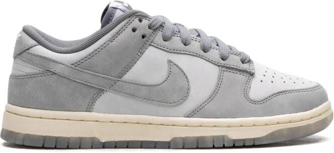 Nike Dunk Low sneakers Grijs