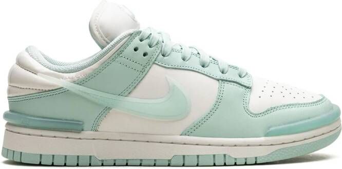 Nike "Dunk Low Twist Jade Ice sneakers" Wit