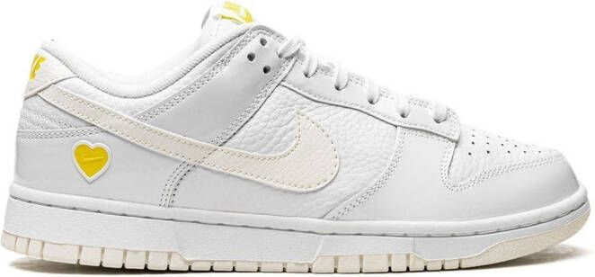 Nike "Dunk Low Yellow Heart sneakers" Wit