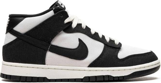 Nike "Dunk Mid Black White sneakers" Zwart