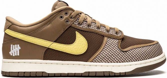 Nike "x Undefeated Dunk Low SP Canteen sneakers" Bruin