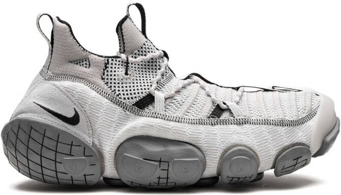 Nike Air Zoom Tempo Rawdacious sneakers Wit