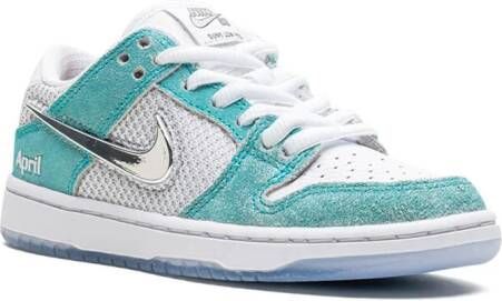 Nike Kids x April Skateboards SB Dunk Low sneakers Groen