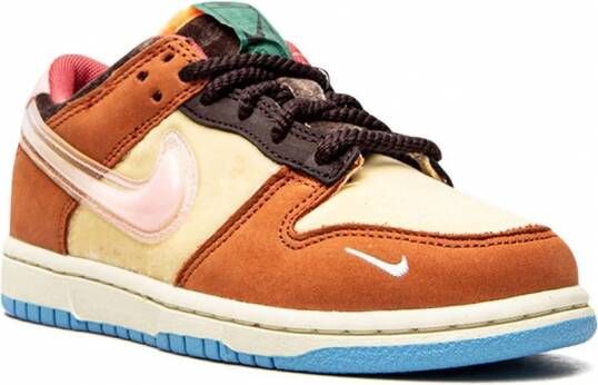 Nike Kids "x Social Status Dunk Mid Chocolate Milk sneakers" Beige