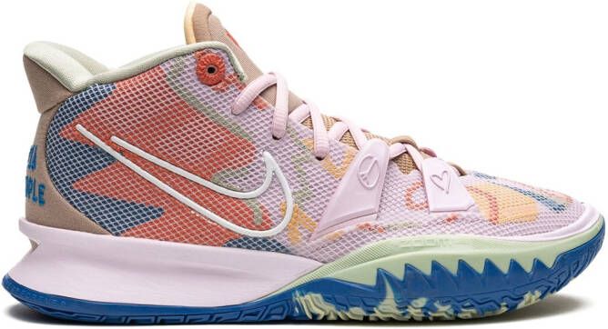 Nike "Kyrie 7 1 World 1 People sneakers" Roze