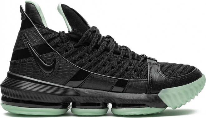 Nike LeBron 16 SB high-top sneakers Zwart