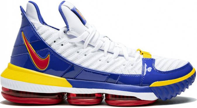Nike LeBron 16 SB Super sneakers Wit