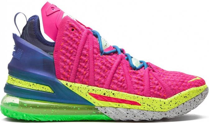 Nike LeBron 18 sneakers Roze