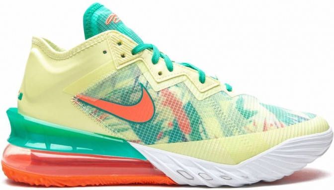 Nike LeBron 18 Low sneakers Geel