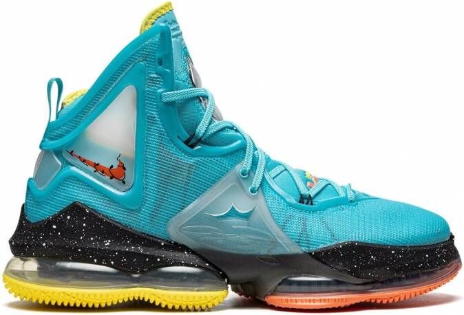 Nike LeBron 19 high-top sneakers Blauw