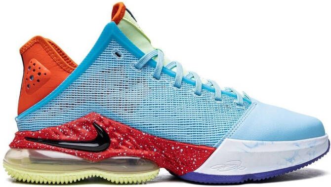 Nike LeBron 19 Low sneakers Blauw