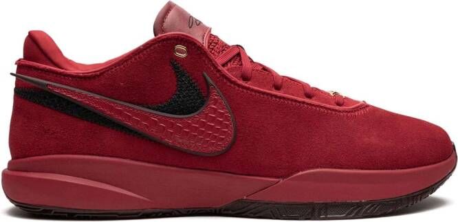 Nike "LeBron 20 Liverpool sneakers" Rood