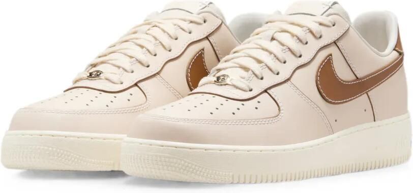 Nike Air Force 1 '07 schoenen Beige - Foto 2