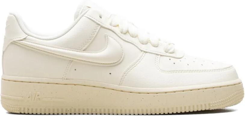 Nike Air Force 1 '07 sneakers Beige
