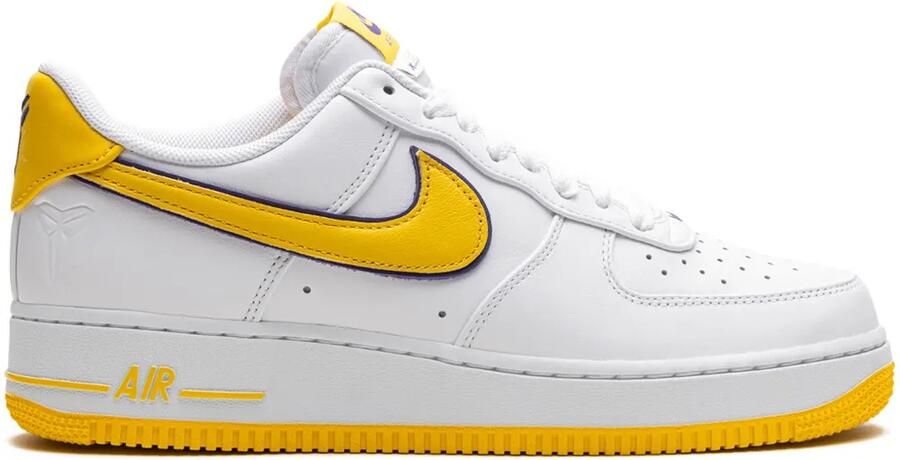 Nike x Kobe Bryant Air Force 1 "Lakers Away Black Varsity Maize Varsity Purple" sneakers Zwart