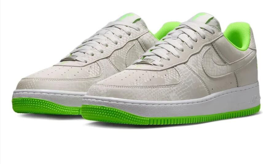 Nike Air Force 1 low-top sneakers met slangen-effect Grijs