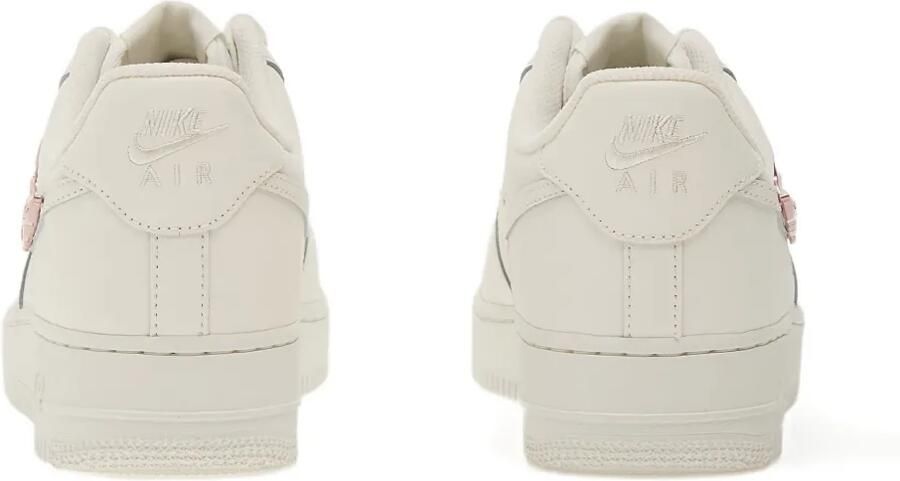 Nike Air Force 1'07 Lx sneakers met metallic logo Wit - Foto 2