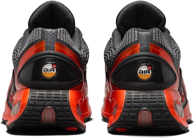 Nike Air Max DN QS "Dark Smoke Grey Metallic Dark Grey Salsa Red" sneakers Zwart - Foto 4