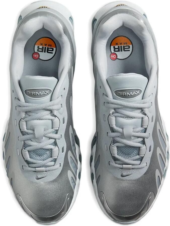 Nike Air Max DN8 "Wolf Grey Metallic Silver" sneakers Grijs - Foto 2