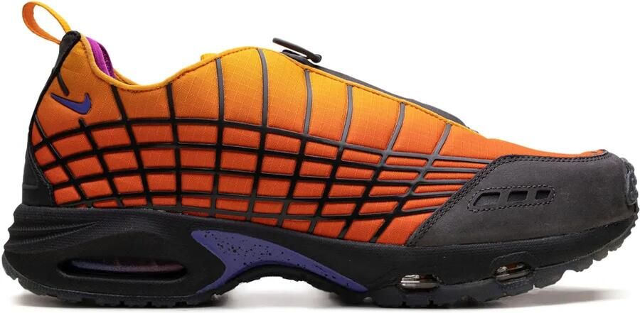 Nike Air SNDR Max SP "Kids of Immigrants Sunrise" sneakers Oranje