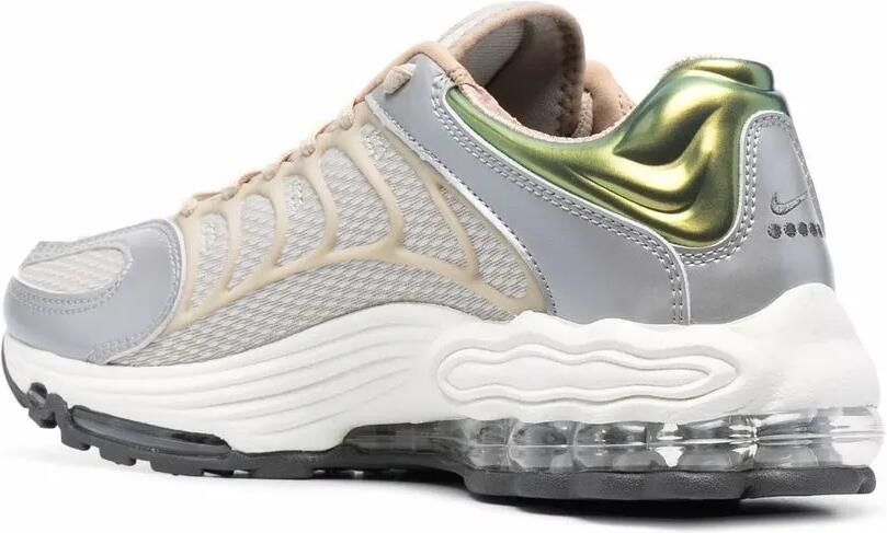 Nike Air Tuned Max low-top sneakers Grijs
