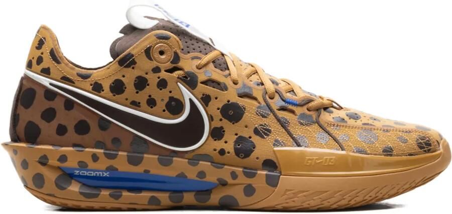 Nike Air Zoom G.T. Cut 3 sneakers met logodetail Bruin