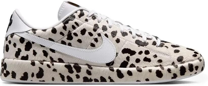 Nike Classic CS PRM sneakers met dalmatiërprint Wit