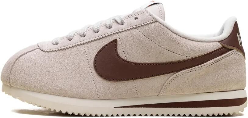 Nike Cortez suède sneakers Beige