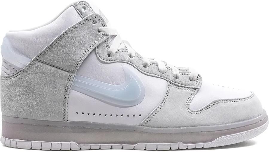 Nike Dunk high-top sneakers Beige
